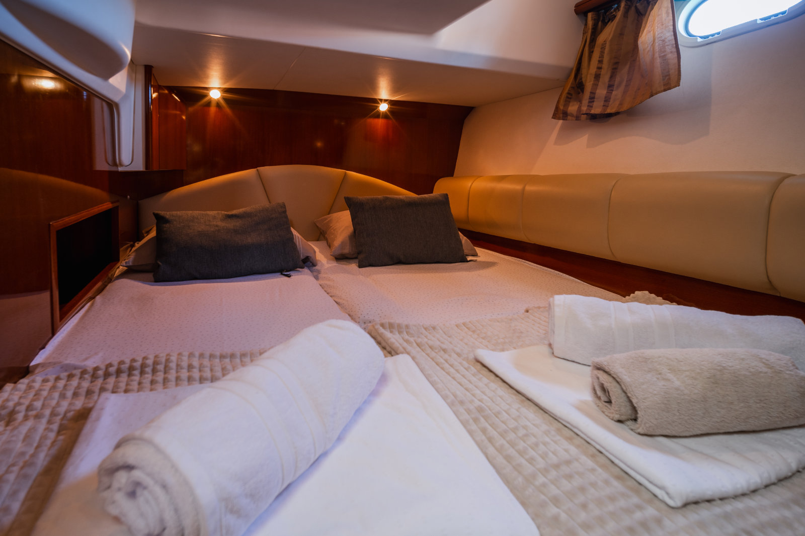 Jeanneau-Prestige-46 (6)