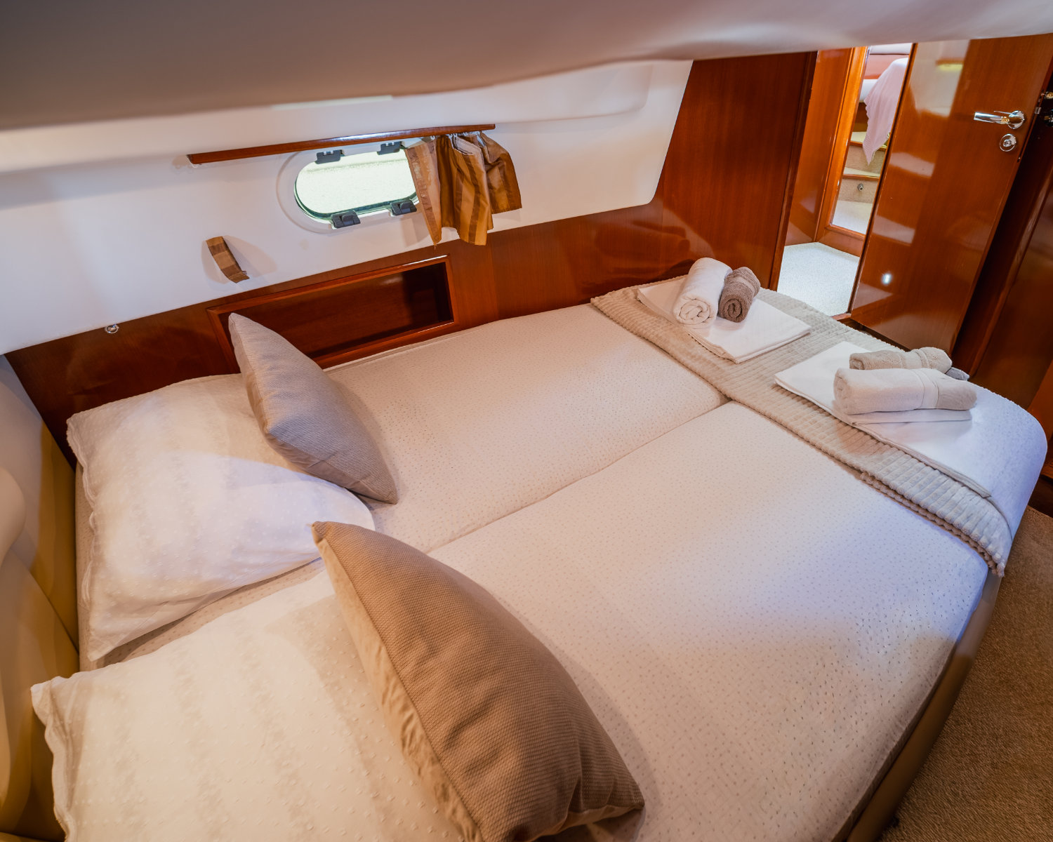 Jeanneau-Prestige-46 (7)